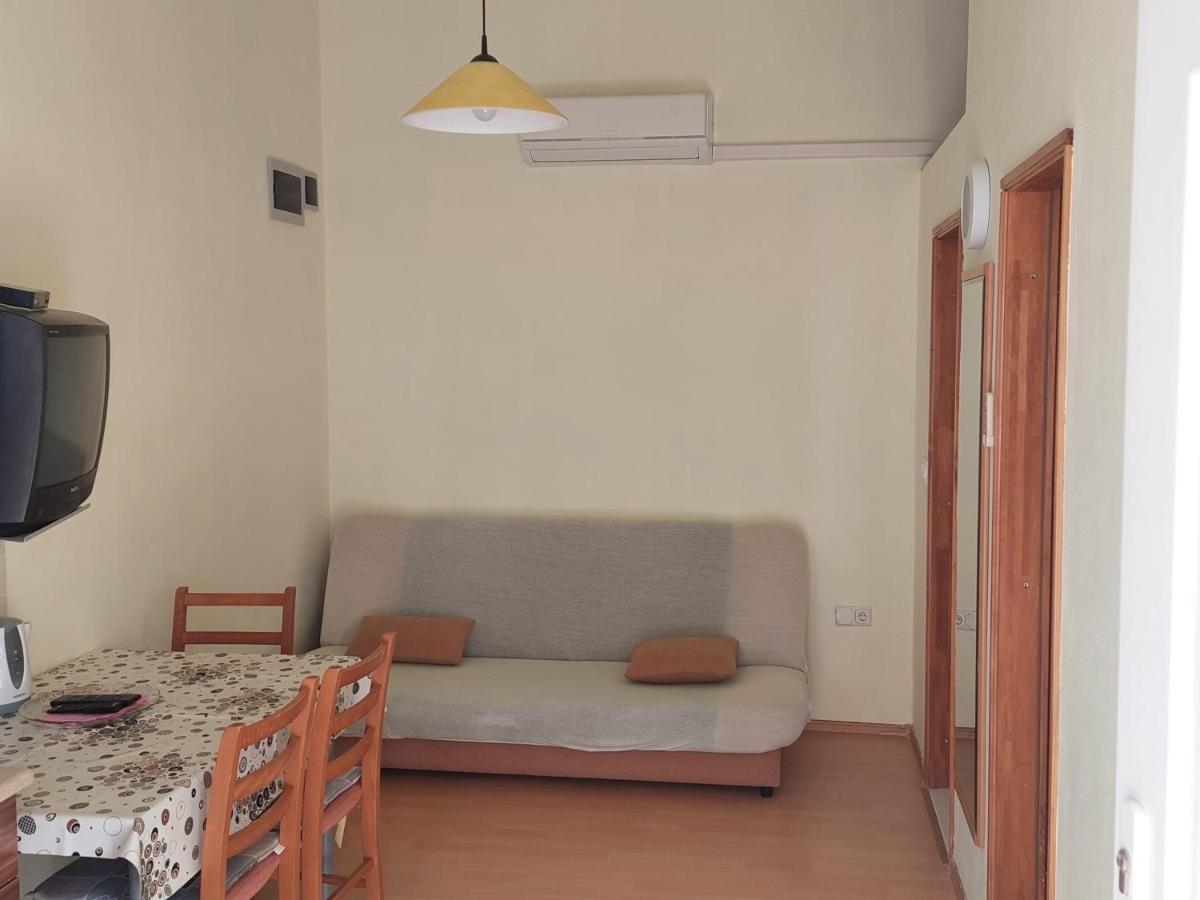 Apartmani Toni Vodice Exterior photo